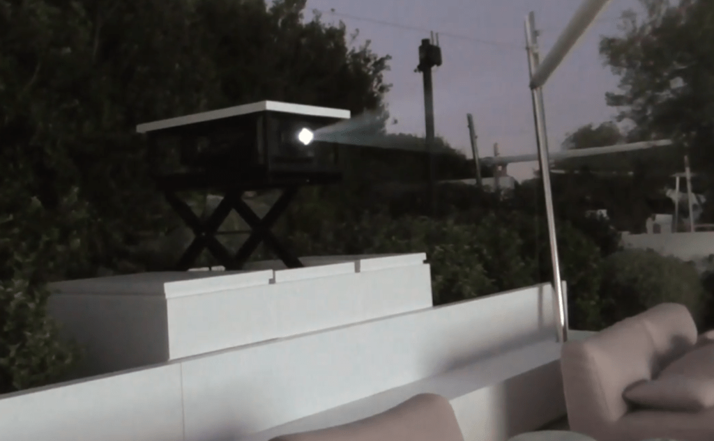 PROJECTEUR INVISIBLE