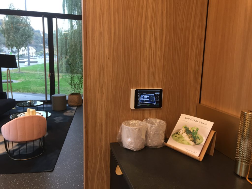 Ipad mural
